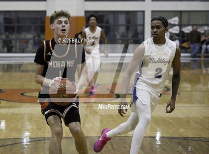 Thumbnail 2 in Grand Saline vs Chapel Hill photogallery.