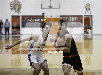 Thumbnail 1 in Grand Saline vs Chapel Hill photogallery.