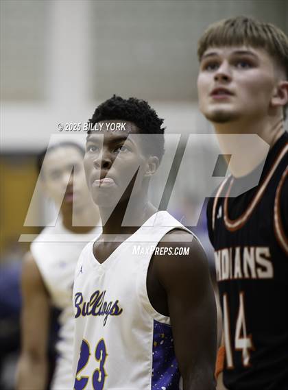 Thumbnail 2 in Grand Saline vs Chapel Hill photogallery.