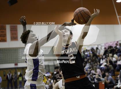 Thumbnail 2 in Grand Saline vs Chapel Hill photogallery.