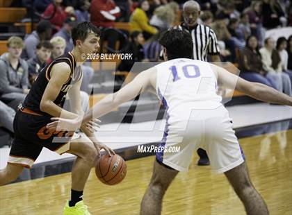 Thumbnail 3 in Grand Saline vs Chapel Hill photogallery.