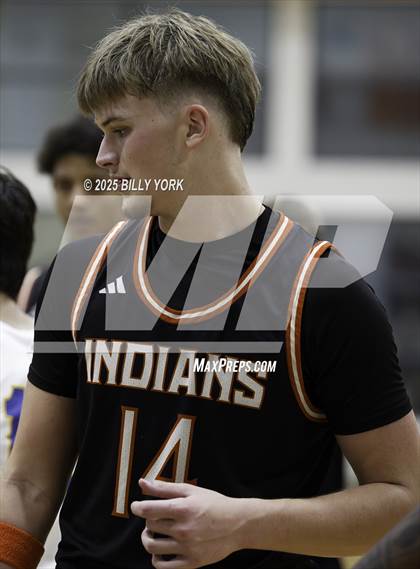 Thumbnail 2 in Grand Saline vs Chapel Hill photogallery.