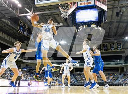 Thumbnail 2 in North Laurel @ Covington Catholic photogallery.