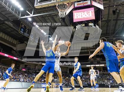 Thumbnail 1 in North Laurel @ Covington Catholic photogallery.