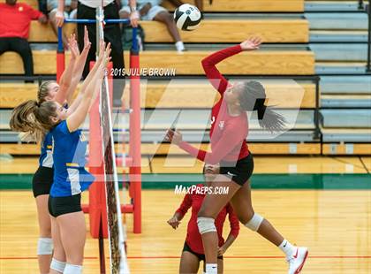 Thumbnail 2 in Carmel @ Lawrence North photogallery.