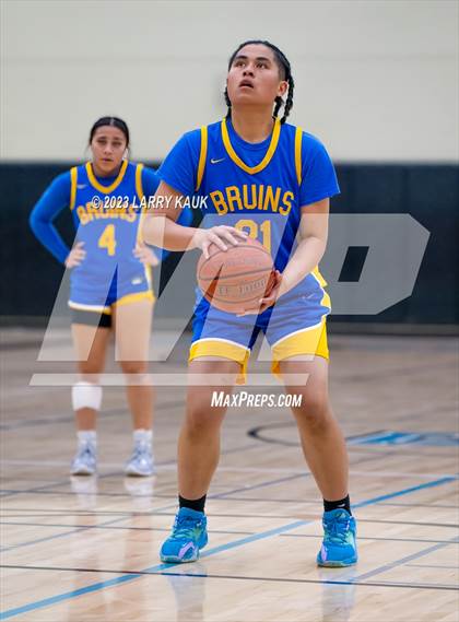 Thumbnail 3 in Santa Clara Vs Evergreen Valley (CIF CCS Div 1 Quarterfinal) photogallery.