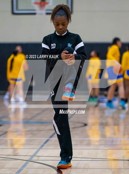 Thumbnail 1 in Santa Clara Vs Evergreen Valley (CIF CCS Div 1 Quarterfinal) photogallery.