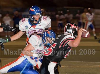 Thumbnail 3 in Hart vs. Westlake photogallery.