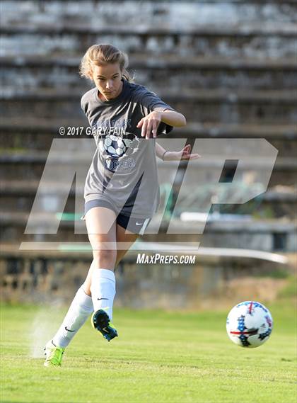 Thumbnail 3 in Cleveland @ Soddy Daisy photogallery.