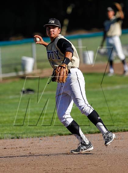 Thumbnail 2 in St. Francis @ Archbishop Mitty photogallery.