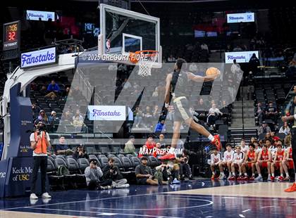 Thumbnail 1 in St. John Bosco vs. Mater Dei (Trinity Mission League Showcase) photogallery.
