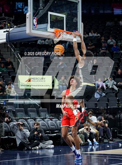 Thumbnail 1 in St. John Bosco vs. Mater Dei (Trinity Mission League Showcase) photogallery.