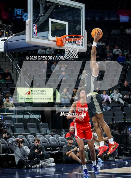Thumbnail 1 in St. John Bosco vs. Mater Dei (Trinity Mission League Showcase) photogallery.