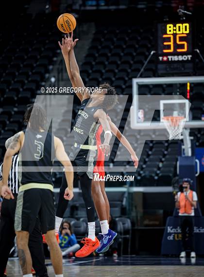 Thumbnail 2 in St. John Bosco vs. Mater Dei (Trinity Mission League Showcase) photogallery.