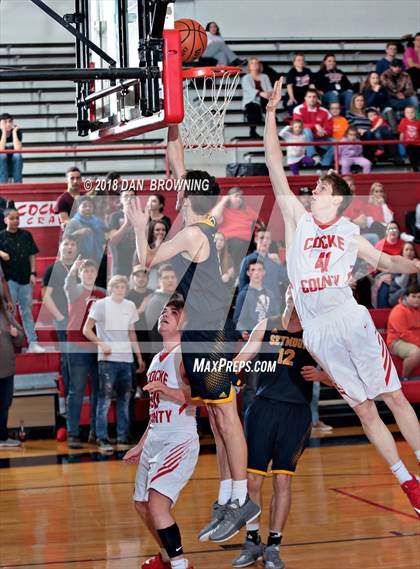 Thumbnail 3 in Seymour @ Cocke County (D2AAA District Quarter Final) photogallery.