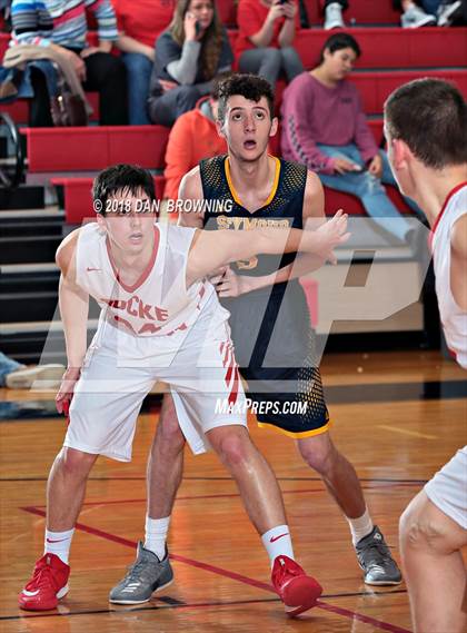 Thumbnail 3 in Seymour @ Cocke County (D2AAA District Quarter Final) photogallery.