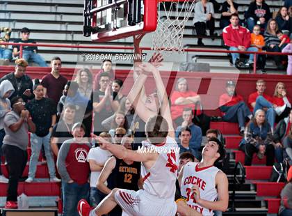 Thumbnail 1 in Seymour @ Cocke County (D2AAA District Quarter Final) photogallery.