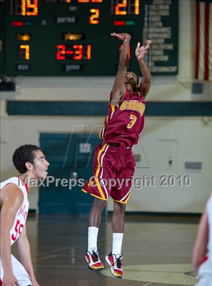 Thumbnail 2 in Oxnard vs. Burroughs (Santa Barbara Holiday Classic Tournament) photogallery.