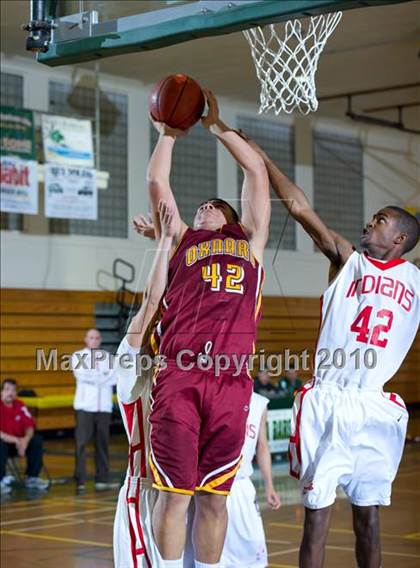 Thumbnail 1 in Oxnard vs. Burroughs (Santa Barbara Holiday Classic Tournament) photogallery.