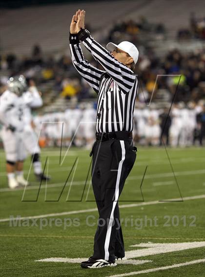 Thumbnail 1 in Granite Bay vs. Oak Ridge (CIF SJS D1 Final) photogallery.
