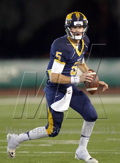 Thumbnail 2 in Granite Bay vs. Oak Ridge (CIF SJS D1 Final) photogallery.