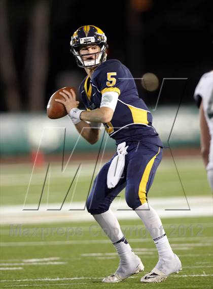 Thumbnail 1 in Granite Bay vs. Oak Ridge (CIF SJS D1 Final) photogallery.