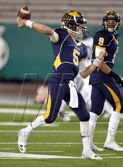 Thumbnail 2 in Granite Bay vs. Oak Ridge (CIF SJS D1 Final) photogallery.