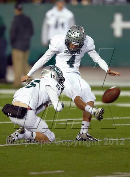 Thumbnail 1 in Granite Bay vs. Oak Ridge (CIF SJS D1 Final) photogallery.