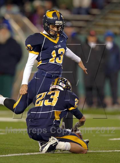 Thumbnail 1 in Granite Bay vs. Oak Ridge (CIF SJS D1 Final) photogallery.