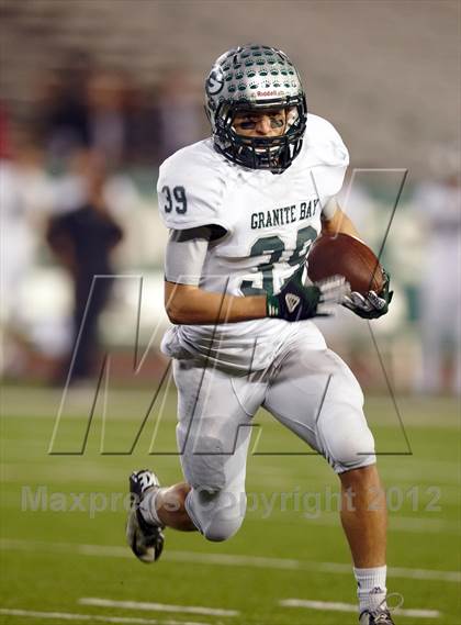 Thumbnail 2 in Granite Bay vs. Oak Ridge (CIF SJS D1 Final) photogallery.