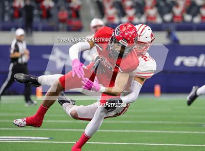 Thumbnail 2 in Cedar Hill vs. Katy (UIL 6A Division 2 Final) photogallery.
