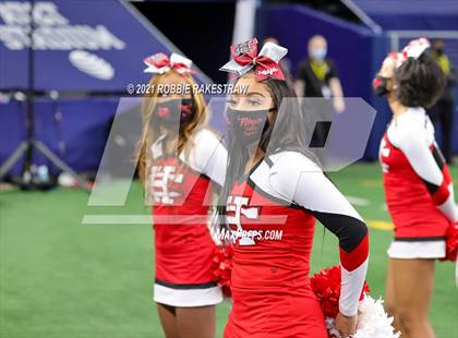 Thumbnail 1 in Cedar Hill vs. Katy (UIL 6A Division 2 Final) photogallery.