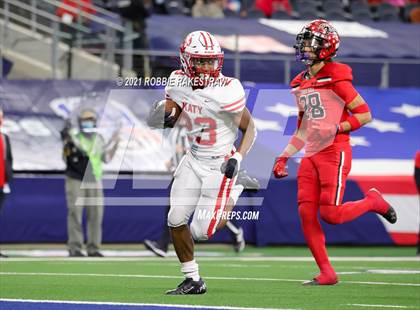 Thumbnail 3 in Cedar Hill vs. Katy (UIL 6A Division 2 Final) photogallery.