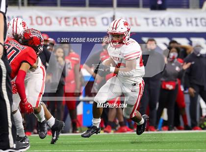 Thumbnail 2 in Cedar Hill vs. Katy (UIL 6A Division 2 Final) photogallery.