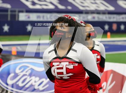 Thumbnail 2 in Cedar Hill vs. Katy (UIL 6A Division 2 Final) photogallery.
