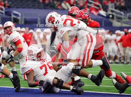 Thumbnail 2 in Cedar Hill vs. Katy (UIL 6A Division 2 Final) photogallery.