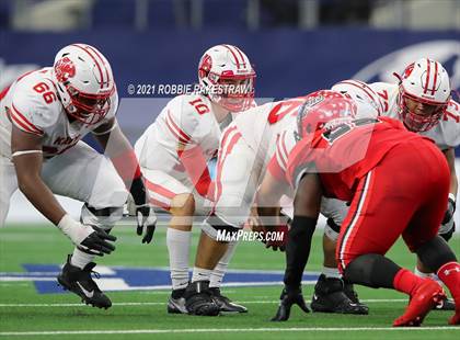 Thumbnail 3 in Cedar Hill vs. Katy (UIL 6A Division 2 Final) photogallery.
