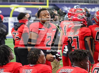 Thumbnail 3 in Cedar Hill vs. Katy (UIL 6A Division 2 Final) photogallery.