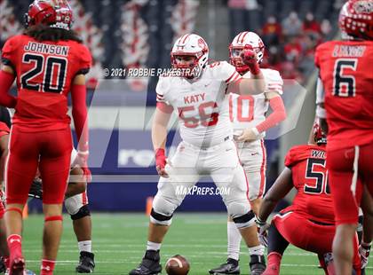 Thumbnail 2 in Cedar Hill vs. Katy (UIL 6A Division 2 Final) photogallery.