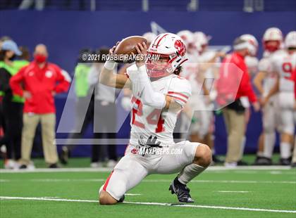 Thumbnail 2 in Cedar Hill vs. Katy (UIL 6A Division 2 Final) photogallery.
