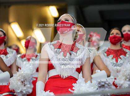 Thumbnail 1 in Cedar Hill vs. Katy (UIL 6A Division 2 Final) photogallery.