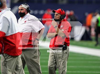 Thumbnail 3 in Cedar Hill vs. Katy (UIL 6A Division 2 Final) photogallery.