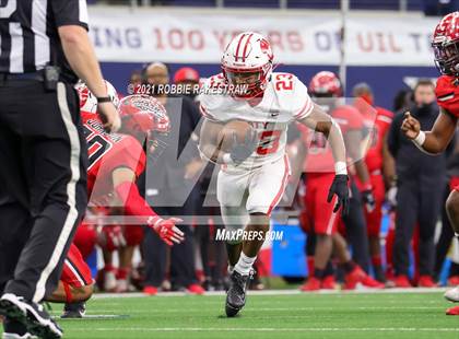Thumbnail 3 in Cedar Hill vs. Katy (UIL 6A Division 2 Final) photogallery.