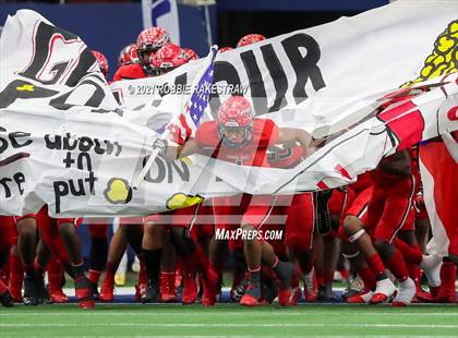 Thumbnail 1 in Cedar Hill vs. Katy (UIL 6A Division 2 Final) photogallery.