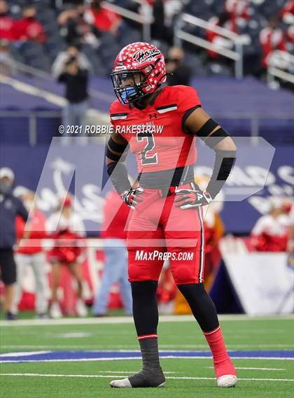 Thumbnail 1 in Cedar Hill vs. Katy (UIL 6A Division 2 Final) photogallery.