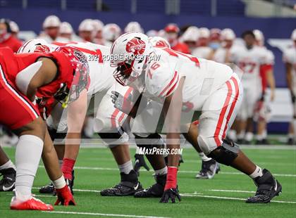 Thumbnail 1 in Cedar Hill vs. Katy (UIL 6A Division 2 Final) photogallery.