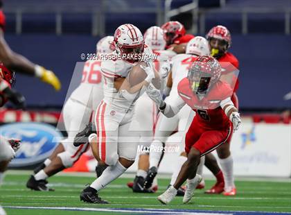 Thumbnail 3 in Cedar Hill vs. Katy (UIL 6A Division 2 Final) photogallery.