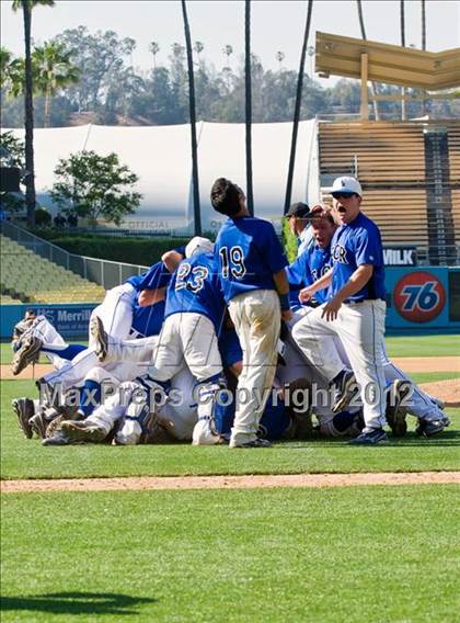 Thumbnail 2 in Chatsworth vs. El Camino Real (CIF LACS D1 Final) photogallery.