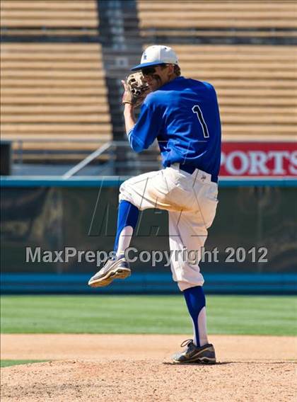Thumbnail 2 in Chatsworth vs. El Camino Real (CIF LACS D1 Final) photogallery.