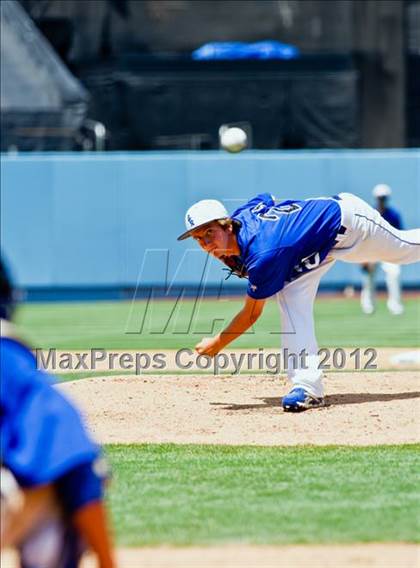 Thumbnail 3 in Chatsworth vs. El Camino Real (CIF LACS D1 Final) photogallery.